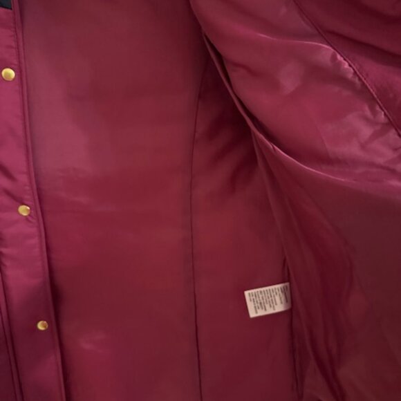 Equestrian/Preppy Fall Vest | Crown & Ivy Puffer in Berry and Navy Contrast S - Picture 2 of 8